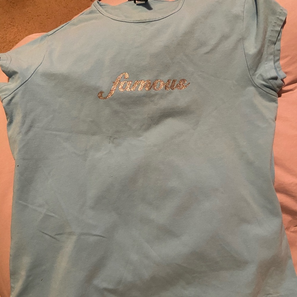 GAP Tee, XL. Famous
